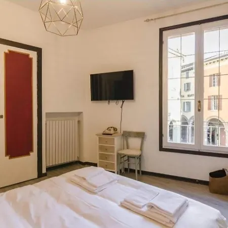 Residenza Zamboni Lejlighed